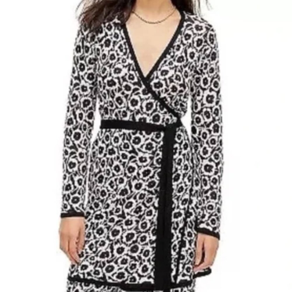 Diane Von Furstenberg for Target Poppy Wrap Sweater Dress size L